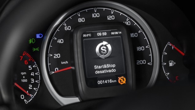 A Fiat destaca o fato de o Novo Uno 2015 ser o primeiro carro produzido no Brasil a contar com o sistema Start&Stop (item de s&eacute;rie na nova vers&atilde;o Evolution) | <a href="https://beta-develop.quatrorodas.abril.com.br/carros/lancamentos/fiat-novo-uno-2015-798881.shtml" rel="migration">Lei</a>