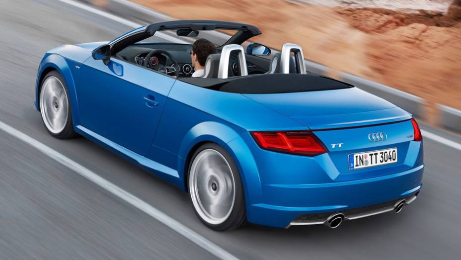 Com apresentação ao público prevista para o Salão de Paris, na próxima semana, o conversível segue os passos de TT e TTS Coupe | <a href="https://beta-develop.quatrorodas.abril.com.br/noticias/saloes/paris-2014/audi-exibe-tt-tts-roadster-802308.shtml" rel="migration">Leia mais</a> Com apresentação ao público prevista para o Salão de Paris, na próxima semana, o conversível segue os passos de TT e TTS Coupe | <a href="https://beta-develop.quatrorodas.abril.com.br/noticias/saloes/paris-2014/audi-exibe-tt-tts-roadster-802308.shtml" rel="migration">Leia mais</a>