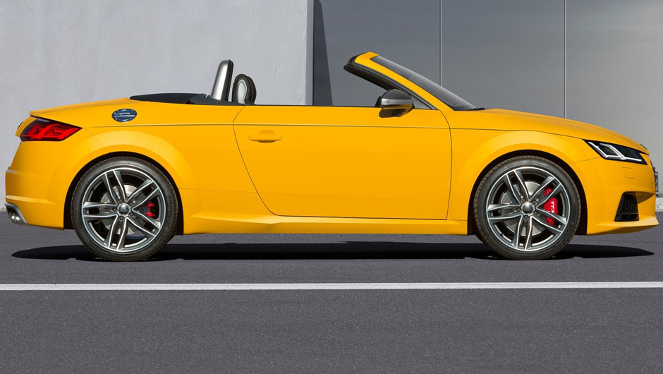 Por sinal, com bloco a gasolina, tamb&eacute;m surge a op&ccedil;&atilde;o de tra&ccedil;&atilde;o integral quattro | <a href="https://beta-develop.quatrorodas.abril.com.br/noticias/saloes/paris-2014/audi-exibe-tt-tts-roadster-802308.shtml" rel="migration">Leia mais</a>