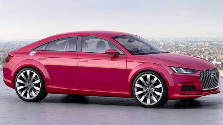Na compara&ccedil;&atilde;o com o TT convencional, o conceitual apresenta dimens&otilde;es maiores (com exce&ccedil;&atilde;o da altura) | <a href="https://beta-develop.quatrorodas.abril.com.br/noticias/saloes/paris-2014/audi-apresenta-tt-sportback-concept-803458.shtml" rel="migration">Leia mais</a>