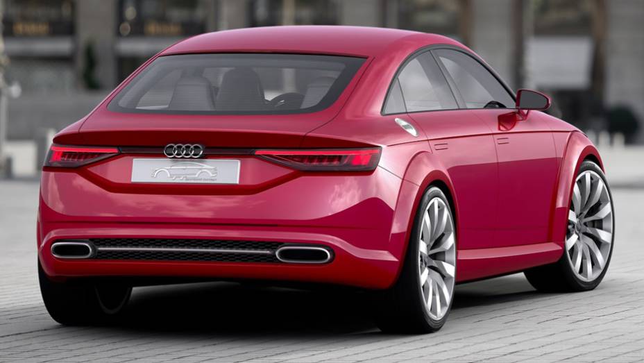 Quanto &agrave; motoriza&ccedil;&atilde;o, o carro-conceito tem bloco 2.0 TFSI, oferecendo 395 cavalos de pot&ecirc;ncia e 45,89 kgfm de torque | <a href="https://beta-develop.quatrorodas.abril.com.br/noticias/saloes/paris-2014/audi-apresenta-tt-sportback-concept-803458.shtml" rel="migration">Leia mais</a>