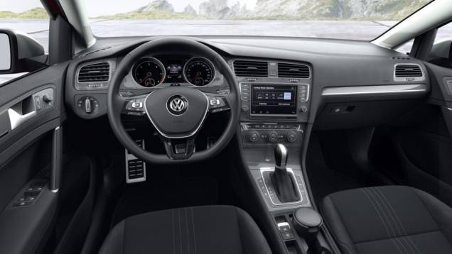 Apenas as versões mais potentes (a gasolina e a diesel) oferecem transmissão DSG de seis velocidades, enquanto as demais são todas manuais e também com seis velocidades | <a href="https://beta-develop.quatrorodas.abril.com.br/noticias/saloes/paris-2014/volkswagen-lanca" rel="migration"></a> Apenas as versões mais potentes (a gasolina e a diesel) oferecem transmissão DSG de seis velocidades, enquanto as demais são todas manuais e também com seis velocidades | <a href="https://beta-develop.quatrorodas.abril.com.br/noticias/saloes/paris-2014/volkswagen-lanca" rel="migration"></a>