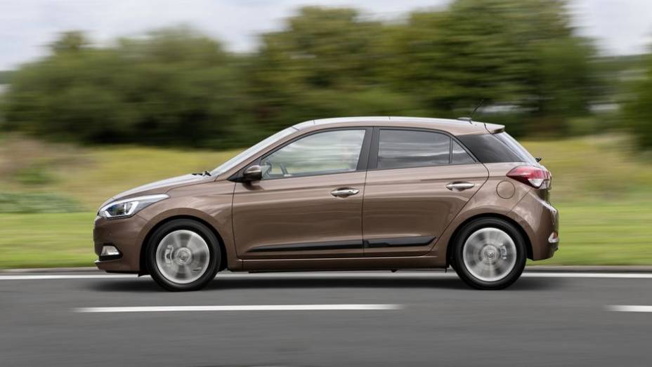 O renovado hatch havia sido apresentado anteriormente no mercado indiano | <a href="https://beta-develop.quatrorodas.abril.com.br/noticias/saloes/paris-2014/hyundai-detalhes-i20-europeu-798794.shtml" rel="migration">Leia mais</a>