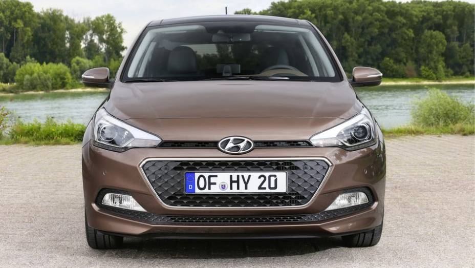 O i20 deve rivalizar com modelos com Opel Corsa e Renault Clio | <a href="https://beta-develop.quatrorodas.abril.com.br/noticias/saloes/paris-2014/hyundai-detalhes-i20-europeu-798794.shtml" rel="migration">Leia mais</a>