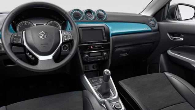 H&aacute; duas op&ccedil;&otilde;es de c&acirc;mbio manual e uma de transmiss&atilde;o autom&aacute;tica | <a href="https://beta-develop.quatrorodas.abril.com.br/noticias/saloes/paris-2014/suzuki-revela-novo-vitara-2015-798061.shtml" rel="migration">Leia mais</a>