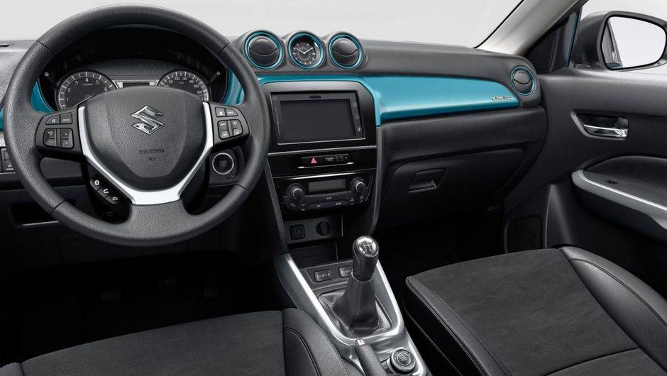 Há duas opções de câmbio manual e uma de transmissão automática | <a href="https://beta-develop.quatrorodas.abril.com.br/noticias/saloes/paris-2014/suzuki-revela-novo-vitara-2015-798061.shtml" rel="migration">Leia mais</a> Há duas opções de câmbio manual e uma de transmissão automática | <a href="https://beta-develop.quatrorodas.abril.com.br/noticias/saloes/paris-2014/suzuki-revela-novo-vitara-2015-798061.shtml" rel="migration">Leia mais</a>