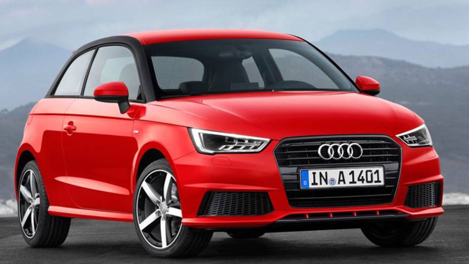 A Audi revelou o primeiro facelift do compacto A1 para a versão 2015, desde seu lançamento | <a href="https://beta-develop.quatrorodas.abril.com.br/noticias/fabricantes/audi-revela-facelift-a1-2015-813957.shtml" target="_blank" rel="migration">Leia mais</a>