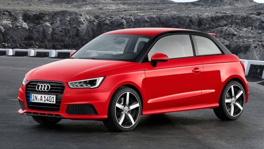 Modelo recebeu nova grade e faróis redesenhados | <a href="https://beta-develop.quatrorodas.abril.com.br/noticias/fabricantes/audi-revela-facelift-a1-2015-813957.shtml" target="_blank" rel="migration">Leia mais</a>