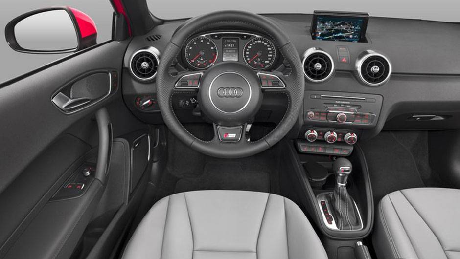 Por dentro o A1 conta com novas op&ccedil;&otilde;es de personaliza&ccedil;&atilde;o | <a href="https://beta-develop.quatrorodas.abril.com.br/noticias/fabricantes/audi-revela-facelift-a1-2015-813957.shtml" target="_blank" rel="migration">Leia mais</a>