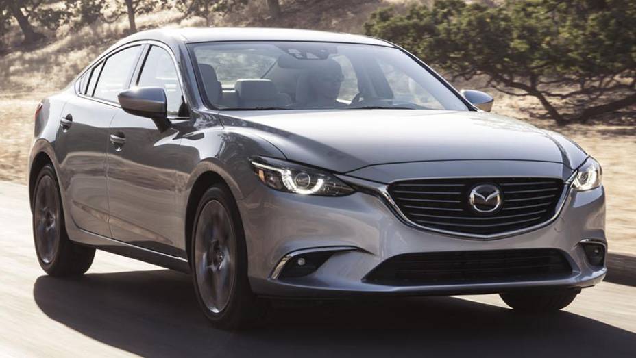 A Mazda mostrou no Sal&atilde;o de Los Angeles a linha 2016 do sed&atilde; 6 | <a href="https://beta-develop.quatrorodas.abril.com.br/noticias/saloes/losangeles-2014/novo-mazda6-revelado-los-angeles-816379.shtml" rel="migration">Leia mais</a>