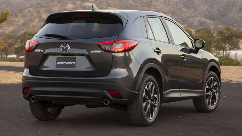 Cinco opções de motorização estarão disponíveis na Europa | <a href="https://beta-develop.quatrorodas.abril.com.br/noticias/saloes/losangeles-2014/mazda-cx-5-apresentado-816243.shtml" rel="migration">Leia mais</a>