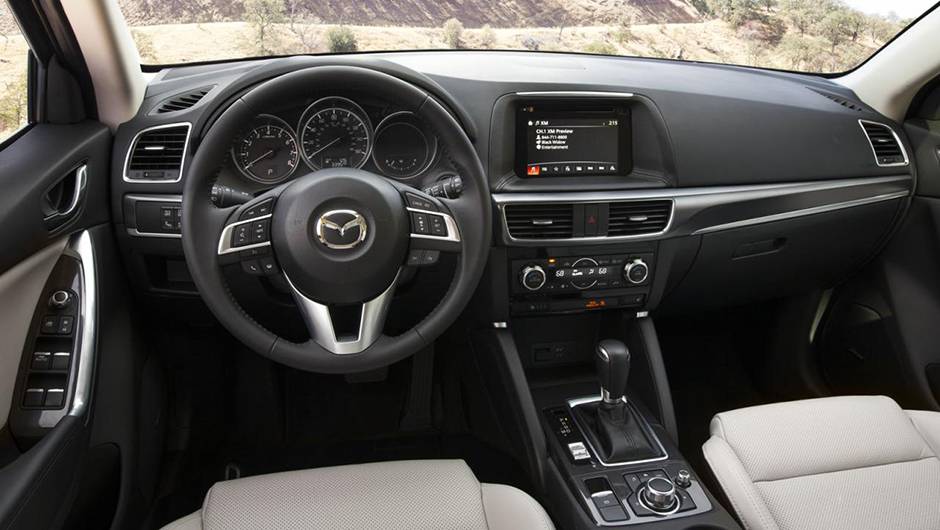 Na cabine do CX-5, as mudanças são mais sensíveis, com a utilização de materiais de melhor nível no revestimento, novo console central... | <a href="https://beta-develop.quatrorodas.abril.com.br/noticias/saloes/losangeles-2014/mazda-cx-5-apresentado-816243.shtml" rel="migration">Leia ma</a> Na cabine do CX-5, as mudanças são mais sensíveis, com a utilização de materiais de melhor nível no revestimento, novo console central... | <a href="https://beta-develop.quatrorodas.abril.com.br/noticias/saloes/losangeles-2014/mazda-cx-5-apresentado-816243.shtml" rel="migration">Leia ma</a>