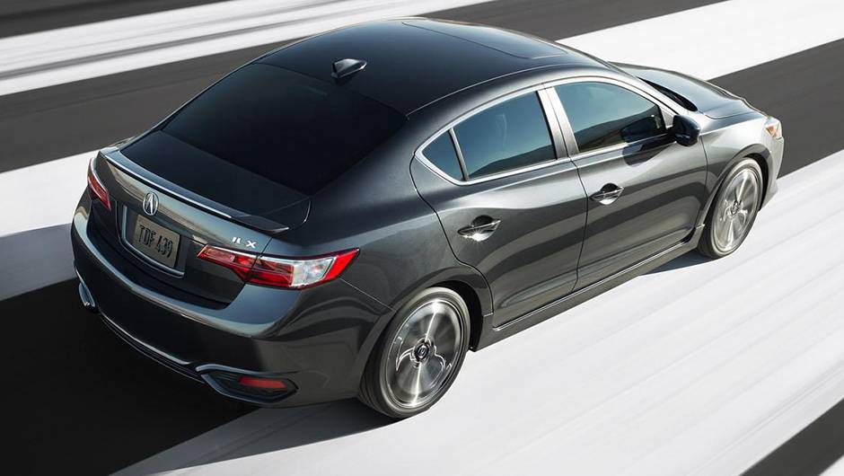 A grande novidade, porém, está sob o capô. Sai o motor 2.0 de quatro cilindros e entra o 2.4 de quatro cilindros | <a href="https://beta-develop.quatrorodas.abril.com.br/noticias/saloes/losangeles-2014/acura-ilx-2016-lancado-816597.shtml" rel="migration">Leia mais</a> A grande novidade, porém, está sob o capô. Sai o motor 2.0 de quatro cilindros e entra o 2.4 de quatro cilindros | <a href="https://beta-develop.quatrorodas.abril.com.br/noticias/saloes/losangeles-2014/acura-ilx-2016-lancado-816597.shtml" rel="migration">Leia mais</a>
