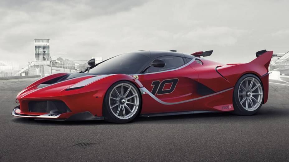 O lançamento está previsto para o ínicio de 2015, em Abu Dhabi | <a href="https://beta-develop.quatrorodas.abril.com.br/noticias/fabricantes/ferrari-revela-especificacoes-nova-ferrari-fxx-819081.shtml" rel="migration">Leia mais</a>