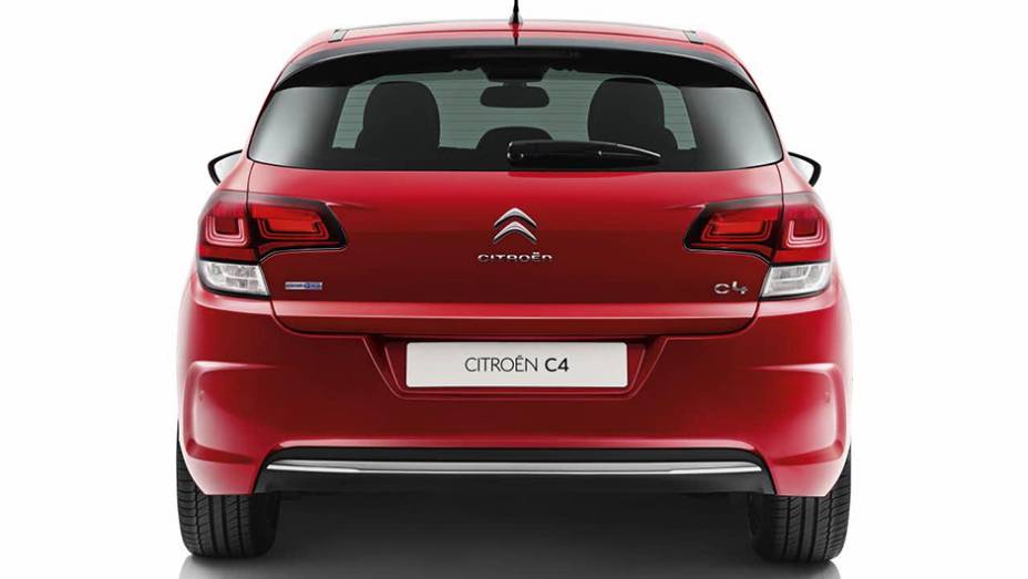 Quanto aos motores a diesel, o BlueHDi entrega 100 cv e 25,9 mkgf, enquanto o BlueHDi 120 rende 120 cv e 30,6 mkgf | <a href="https://beta-develop.quatrorodas.abril.com.br/noticias/fabricantes/citroen-promove-facelift-c4-europa-820030.shtml" rel="migration">Leia mais</a> Quanto aos motores a diesel, o BlueHDi entrega 100 cv e 25,9 mkgf, enquanto o BlueHDi 120 rende 120 cv e 30,6 mkgf | <a href="https://beta-develop.quatrorodas.abril.com.br/noticias/fabricantes/citroen-promove-facelift-c4-europa-820030.shtml" rel="migration">Leia mais</a>