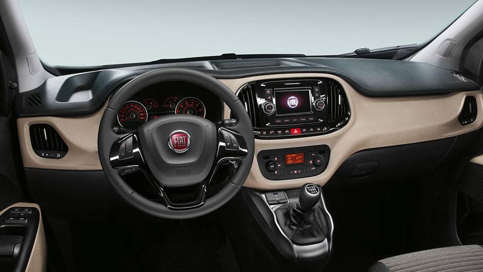 De acordo com a Fiat, a quarta gera&ccedil;&atilde;o do modelo j&aacute; est&aacute; dispon&iacute;vel para encomendas em 29 pa&iacute;ses da Europa, Oriente M&eacute;dio e &Aacute;sia | <a href="https://beta-develop.quatrorodas.abril.com.br/noticias/fabricantes/fiat-divulga-doblo-2015-820131.shtml" rel="migration">Leia mais</a>