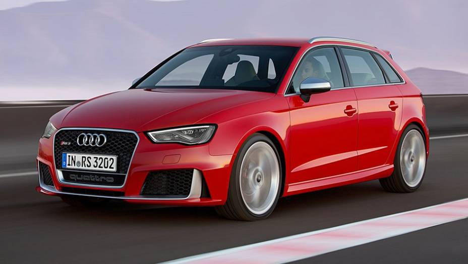 A Audi revelou as especificações do novo RS3 Sportback | <a href="https://beta-develop.quatrorodas.abril.com.br/noticias/fabricantes/audi-divulga-rs3-sportback-2015-820188.shtml" rel="migration">Leia mais</a>