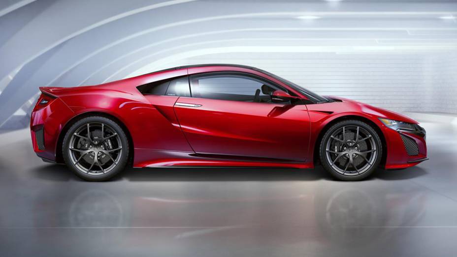 O superesportivo, de acordo com informações fornecidas pela Honda, poderá chegar ao mercado brasileiro em 2016. Nos EUA, sairá por mais de US$ 150 mil | <a href="https://beta-develop.quatrorodas.abril.com.br/noticias/saloes/detroit-2015/acura-oficializa-nsx-modelo-pode-" rel="migration"></a> O superesportivo, de acordo com informações fornecidas pela Honda, poderá chegar ao mercado brasileiro em 2016. Nos EUA, sairá por mais de US$ 150 mil | <a href="https://beta-develop.quatrorodas.abril.com.br/noticias/saloes/detroit-2015/acura-oficializa-nsx-modelo-pode-" rel="migration"></a>