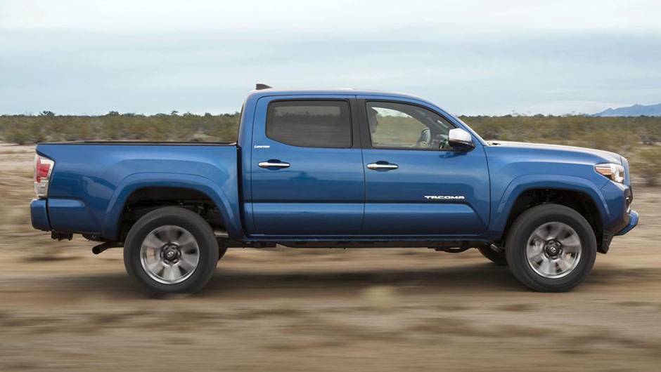 O modelo dever&aacute; rivalizar com Chevrolet Silverado e GMC Canyon | <a href="https://beta-develop.quatrorodas.abril.com.br/noticias/saloes/detroit-2015/toyota-desvenda-tacoma-2016-825020.shtml" rel="migration">Leia mais</a>