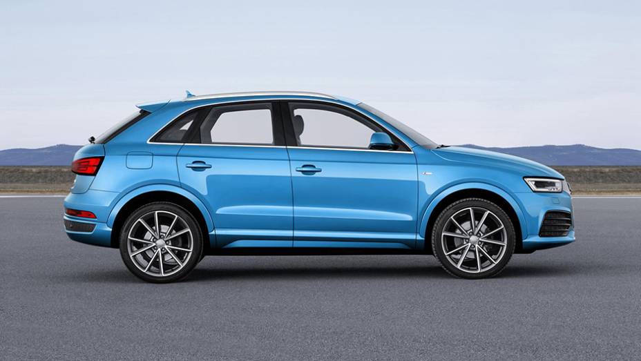 Trata-se de um modesto facelift no crossover, o qual começará a ser vendido no mercado europeu em fevereiro, ainda sem preço definido | <a href="https://beta-develop.quatrorodas.abril.com.br/noticias/saloes/detroit-2015/audi-promove-facelift-q3-825580.shtml" rel="migration">Leia mais</a> Trata-se de um modesto facelift no crossover, o qual começará a ser vendido no mercado europeu em fevereiro, ainda sem preço definido | <a href="https://beta-develop.quatrorodas.abril.com.br/noticias/saloes/detroit-2015/audi-promove-facelift-q3-825580.shtml" rel="migration">Leia mais</a>
