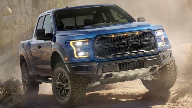 As picapes também têm vez no Salão de Detroit, e, nesta segunda-feira, a Ford mostrou a nova F-150 Raptor | <a href="https://beta-develop.quatrorodas.abril.com.br/noticias/saloes/detroit-2015/ford-revela-picape-f-150-raptor-2017-825040.shtml" rel="migration">Leia mais</a> As picapes também têm vez no Salão de Detroit, e, nesta segunda-feira, a Ford mostrou a nova F-150 Raptor | <a href="https://beta-develop.quatrorodas.abril.com.br/noticias/saloes/detroit-2015/ford-revela-picape-f-150-raptor-2017-825040.shtml" rel="migration">Leia mais</a>