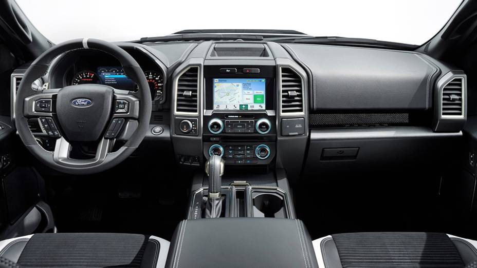 De acordo com a Ford, a picape F-150 Raptor, cujos preços não foram definidos, deve chegar ao mercado apenas em 2016 | <a href="https://beta-develop.quatrorodas.abril.com.br/noticias/saloes/detroit-2015/ford-revela-picape-f-150-raptor-2017-825040.shtml" rel="migration">Leia mais</a> De acordo com a Ford, a picape F-150 Raptor, cujos preços não foram definidos, deve chegar ao mercado apenas em 2016 | <a href="https://beta-develop.quatrorodas.abril.com.br/noticias/saloes/detroit-2015/ford-revela-picape-f-150-raptor-2017-825040.shtml" rel="migration">Leia mais</a>