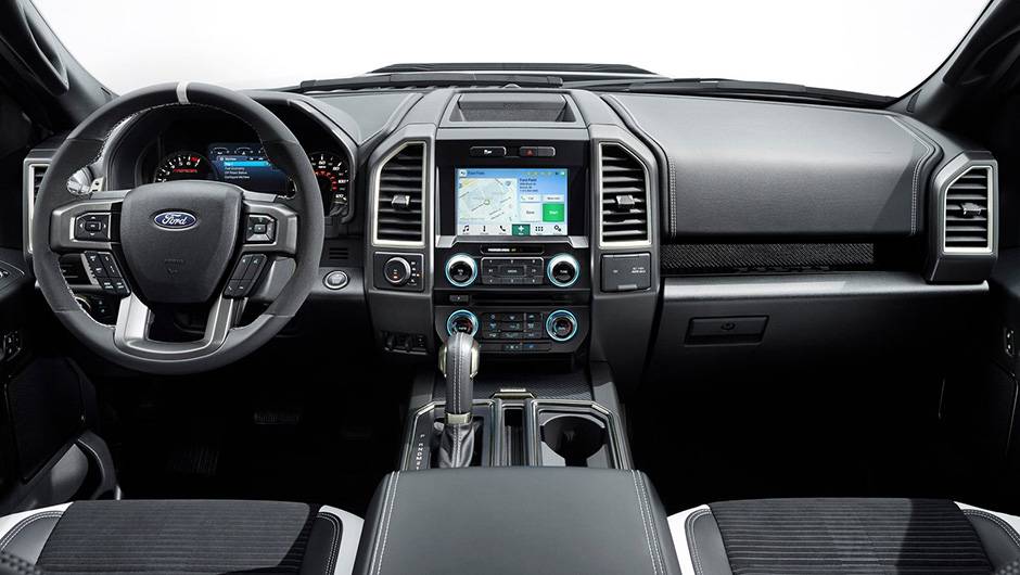 De acordo com a Ford, a picape F-150 Raptor, cujos preços não foram definidos, deve chegar ao mercado apenas em 2016 | <a href="https://beta-develop.quatrorodas.abril.com.br/noticias/saloes/detroit-2015/ford-revela-picape-f-150-raptor-2017-825040.shtml" rel="migration">Leia mais</a> De acordo com a Ford, a picape F-150 Raptor, cujos preços não foram definidos, deve chegar ao mercado apenas em 2016 | <a href="https://beta-develop.quatrorodas.abril.com.br/noticias/saloes/detroit-2015/ford-revela-picape-f-150-raptor-2017-825040.shtml" rel="migration">Leia mais</a>