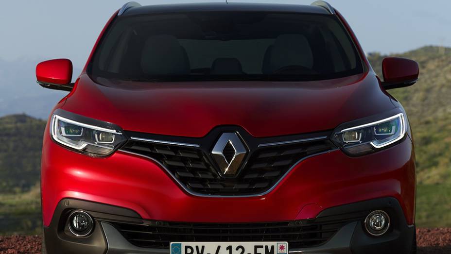 Outra característica é a distância em relação ao solo de 19 centímetros | <a href="https://beta-develop.quatrorodas.abril.com.br/noticias/saloes/genebra-2015/renault-kadjar-revelado-831000.shtml" rel="migration">Leia mais</a> Outra característica é a distância em relação ao solo de 19 centímetros | <a href="https://beta-develop.quatrorodas.abril.com.br/noticias/saloes/genebra-2015/renault-kadjar-revelado-831000.shtml" rel="migration">Leia mais</a>