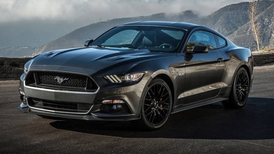 Ford Mustang | <a href="https://beta-develop.quatrorodas.abril.com.br/noticias/mercado/finalistas-2015-premio-carro-mundial-ano-sao-revelados-834088.shtml" rel="migration">Leia mais</a>