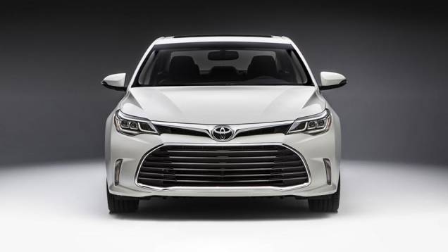 ... grades dianteiras redesenhadas, novas luzes sinalizadoras de direção, entre outros itens | <a href="https://beta-develop.quatrorodas.abril.com.br/noticias/fabricantes/toyota-avalon-recebe-facelift-836220.shtml" rel="migration">Leia mais</a> ... grades dianteiras redesenhadas, novas luzes sinalizadoras de direção, entre outros itens | <a href="https://beta-develop.quatrorodas.abril.com.br/noticias/fabricantes/toyota-avalon-recebe-facelift-836220.shtml" rel="migration">Leia mais</a>