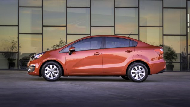 Não há alterações no conjunto mecânico do Rio | <a href="https://beta-develop.quatrorodas.abril.com.br/noticias/fabricantes/kia-rio-rejuvenescido-mostrado-chicago-836142.shtml" rel="migration">Leia mais</a> Não há alterações no conjunto mecânico do Rio | <a href="https://beta-develop.quatrorodas.abril.com.br/noticias/fabricantes/kia-rio-rejuvenescido-mostrado-chicago-836142.shtml" rel="migration">Leia mais</a>