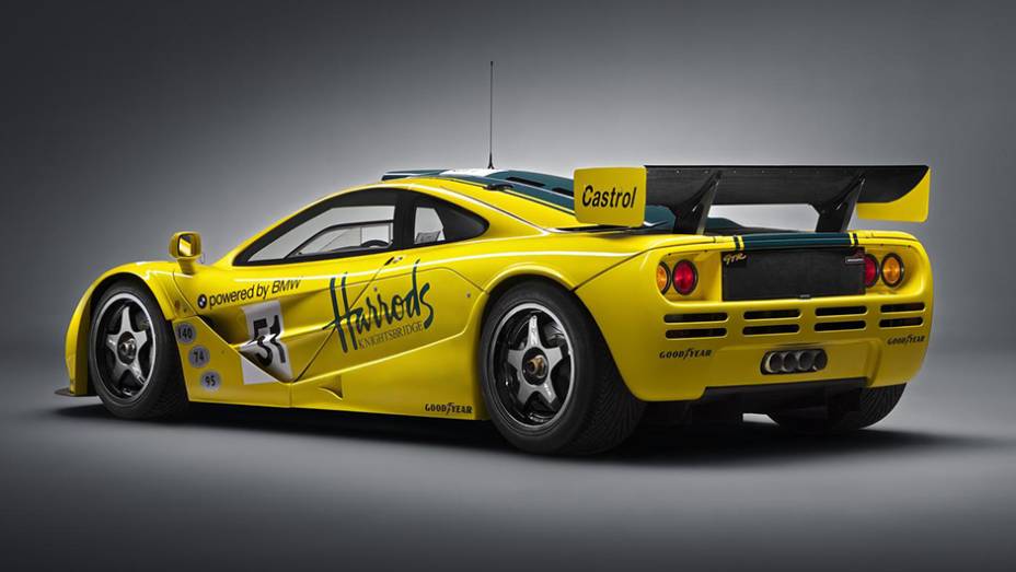 J&aacute; em termos de motoriza&ccedil;&atilde;o, o P1 GTR entrega, de modo combinado, 1.000 cavalos de pot&ecirc;ncia | <a href="https://beta-develop.quatrorodas.abril.com.br/noticias/saloes/genebra-2015/mclaren-p1-gtr-revelado-837420.shtml" rel="migration">Leia mais</a>