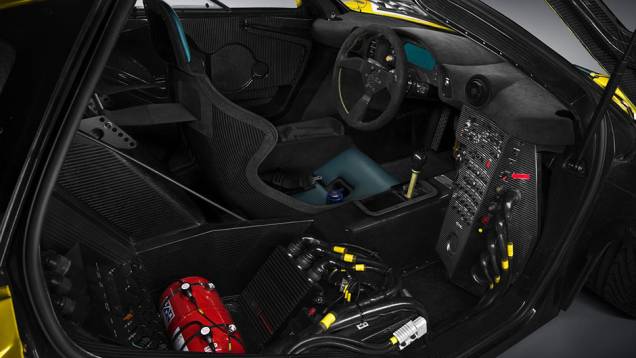 Por dentro, o tratamento concedido ao P1 GTR também prioriza o desempenho | <a href="https://beta-develop.quatrorodas.abril.com.br/noticias/saloes/genebra-2015/mclaren-p1-gtr-revelado-837420.shtml" rel="migration">Leia mais</a> Por dentro, o tratamento concedido ao P1 GTR também prioriza o desempenho | <a href="https://beta-develop.quatrorodas.abril.com.br/noticias/saloes/genebra-2015/mclaren-p1-gtr-revelado-837420.shtml" rel="migration">Leia mais</a>