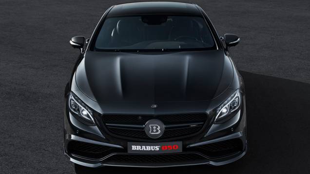 Em termos de performance, o Brabus 850 vai de 0 a 100 km/h em 3,5 segundos, batendo a velocidade máxima de 350 km/h | <a href="https://beta-develop.quatrorodas.abril.com.br/noticias/saloes/genebra-2015/brabus-850-biturbo-coupe-revelado-839522.shtml" rel="migration">Leia mais</a> Em termos de performance, o Brabus 850 vai de 0 a 100 km/h em 3,5 segundos, batendo a velocidade máxima de 350 km/h | <a href="https://beta-develop.quatrorodas.abril.com.br/noticias/saloes/genebra-2015/brabus-850-biturbo-coupe-revelado-839522.shtml" rel="migration">Leia mais</a>