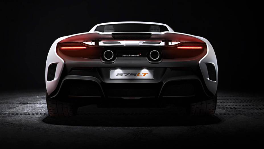 J&aacute; a velocidade m&aacute;xima atingida &eacute; de 330 km/h | <a href="https://beta-develop.quatrorodas.abril.com.br/noticias/saloes/genebra-2015/mclaren-apresenta-675lt-840821.shtml" rel="migration">Leia mais</a>