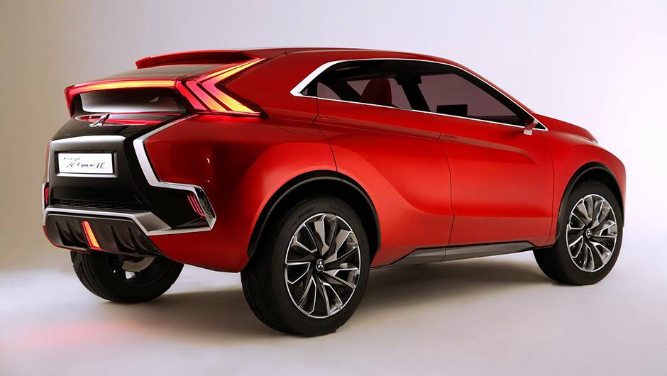 Discretas modifica&ccedil;&otilde;es visuais foram feitas no conceitual | <a href="https://beta-develop.quatrorodas.abril.com.br/noticias/saloes/genebra-2015/mitsubishi-mostra-concept-xr-phev-ii-840883.shtml" rel="migration">Leia mais</a>