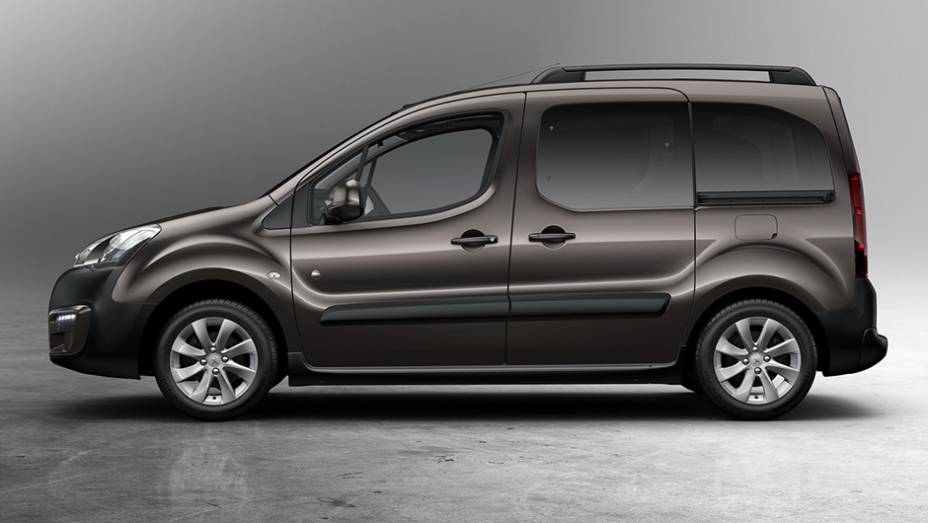 A multivan segue os passos do facelift da "prima" Citroën Berlingo | <a href="https://beta-develop.quatrorodas.abril.com.br/noticias/saloes/genebra-2015/peugeot-renova-partner-genebra-841623.shtml" rel="migration">Leia mais</a>