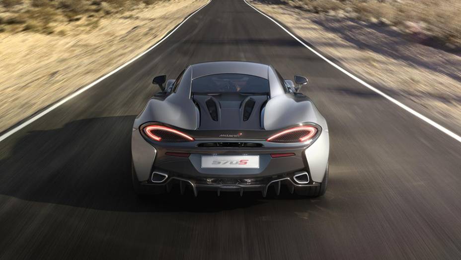 Rapidinho! Ele chega à velocidade máxima de 328 km/h | <a href="https://beta-develop.quatrorodas.abril.com.br/noticias/saloes/new-york-2015/mclaren-570s-oficialmente-apresentado-852108.shtml" rel="migration">Leia mais</a>