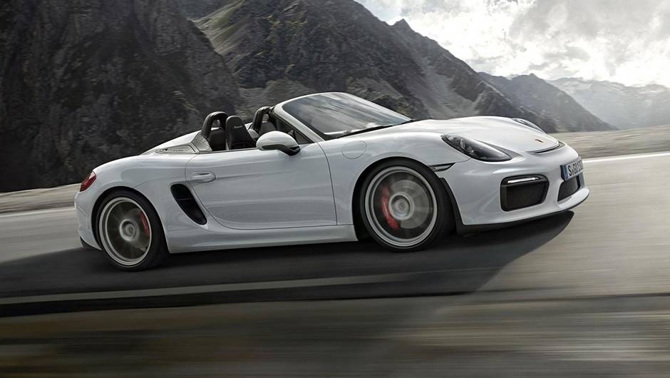 No que diz respeito à motorização, o novo Boxster Spyder traz bloco 3.8 de seis cilindros que oferece 370 cavalos | <a href="https://beta-develop.quatrorodas.abril.com.br/noticias/saloes/new-york-2015/porsche-apresenta-novo-boxster-spyder-852331.shtml" rel="migration">Leia mais</a> No que diz respeito à motorização, o novo Boxster Spyder traz bloco 3.8 de seis cilindros que oferece 370 cavalos | <a href="https://beta-develop.quatrorodas.abril.com.br/noticias/saloes/new-york-2015/porsche-apresenta-novo-boxster-spyder-852331.shtml" rel="migration">Leia mais</a>