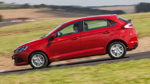 O preço inicial do hatch é de R$ 38.990, enquanto a versão superior Act sai por R$ 40.990 | <a href="https://beta-develop.quatrorodas.abril.com.br/noticias/fabricantes/novo-chery-celer-chega-r-38-990-854540.shtml" rel="migration">Leia mais</a> O preço inicial do hatch é de R$ 38.990, enquanto a versão superior Act sai por R$ 40.990 | <a href="https://beta-develop.quatrorodas.abril.com.br/noticias/fabricantes/novo-chery-celer-chega-r-38-990-854540.shtml" rel="migration">Leia mais</a>