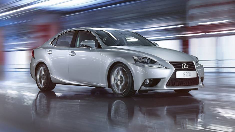 Com 93,96% de aprova&ccedil;&atilde;o, o campe&atilde;o foi o Lexus IS | <a href="https://beta-develop.quatrorodas.abril.com.br/noticias/fabricantes/reino-unido-lexus-is-eleito-melhor-carro-857460.shtml" rel="migration">Leia mais</a>