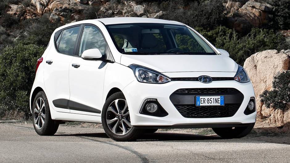 O pequenino Hyundai i10 completou o p&oacute;dio, com 93,59% | <a href="https://beta-develop.quatrorodas.abril.com.br/noticias/fabricantes/reino-unido-lexus-is-eleito-melhor-carro-857460.shtml" rel="migration">Leia mais</a>