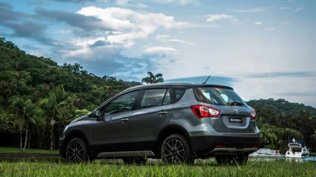 Esse sistema traz quatro modos de direção: Auto, Sport, Snow & Mud e Lock | <a href="https://beta-develop.quatrorodas.abril.com.br/noticias/fabricantes/suzuki-s-cross-chega-r-74-900-858040.shtml" rel="migration">Leia mais</a> Esse sistema traz quatro modos de direção: Auto, Sport, Snow & Mud e Lock | <a href="https://beta-develop.quatrorodas.abril.com.br/noticias/fabricantes/suzuki-s-cross-chega-r-74-900-858040.shtml" rel="migration">Leia mais</a>