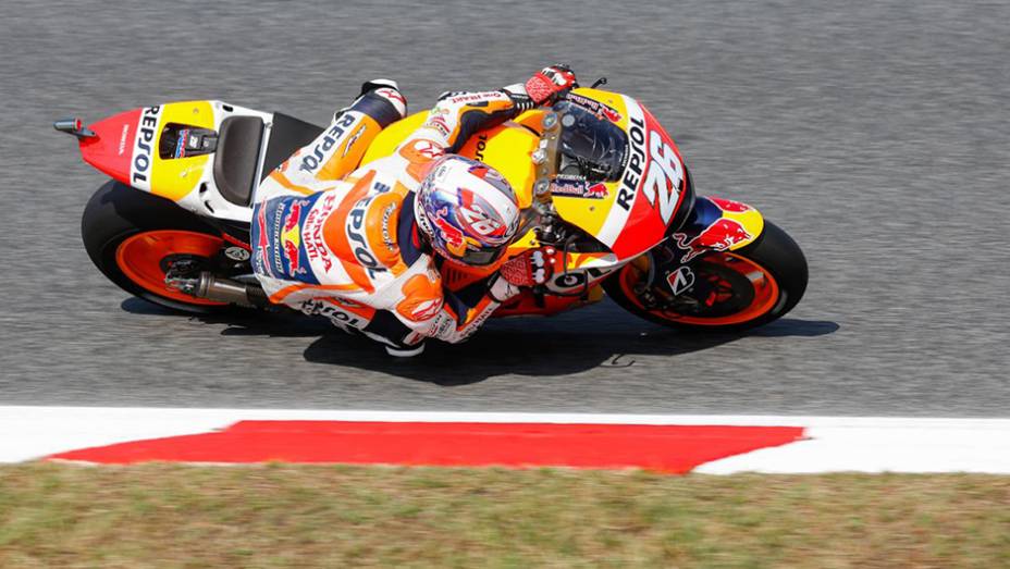 A Honda mais uma vez foi discreta e Dani Pedrosa obteve a terceira posição | <a href="https://beta-develop.quatrorodas.abril.com.br/moto/galerias/competicoes/motogp-2015-catalunha-876720.shtml" rel="migration">Leia mais</a>