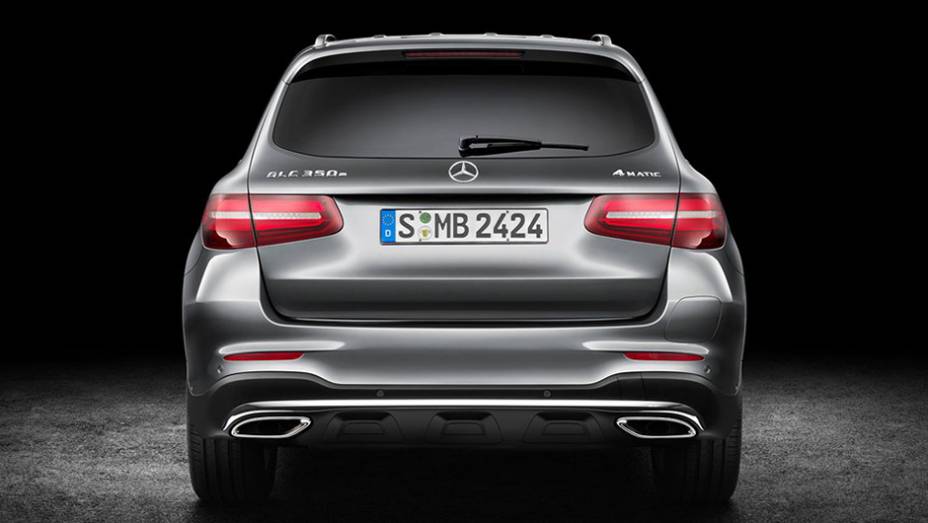 Com ela, a emiss&atilde;o de CO2 fica em meros 60 g/km | <a href="https://beta-develop.quatrorodas.abril.com.br/noticias/fabricantes/mercedes-benz-enfim-apresenta-glc-877760.shtml" rel="migration">Leia mais</a>