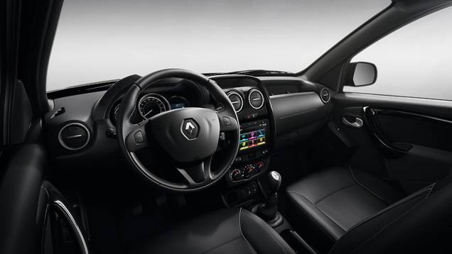 Internamente, a cabine também tem muitas semelhanças com o renovado SUV | <a href="https://beta-develop.quatrorodas.abril.com.br/noticias/saloes/buenos-aires-2015/renault-exibe-duster-picape-sandero-r-s-877281.shtml" rel="migration">Leia mais</a> Internamente, a cabine também tem muitas semelhanças com o renovado SUV | <a href="https://beta-develop.quatrorodas.abril.com.br/noticias/saloes/buenos-aires-2015/renault-exibe-duster-picape-sandero-r-s-877281.shtml" rel="migration">Leia mais</a>