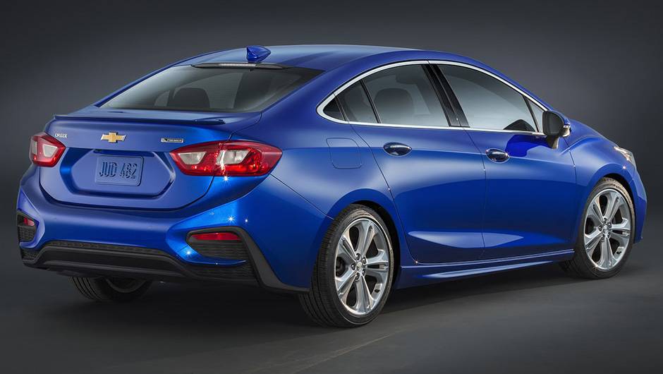 Apesar do aumento das dimensões, o sedã está 113 quilos mais leve do que seu antecessor | <a href="https://beta-develop.quatrorodas.abril.com.br/noticias/fabricantes/chevrolet-revela-nova-geracao-cruze-880901.shtml" rel="migration">Leia mais</a> Apesar do aumento das dimensões, o sedã está 113 quilos mais leve do que seu antecessor | <a href="https://beta-develop.quatrorodas.abril.com.br/noticias/fabricantes/chevrolet-revela-nova-geracao-cruze-880901.shtml" rel="migration">Leia mais</a>