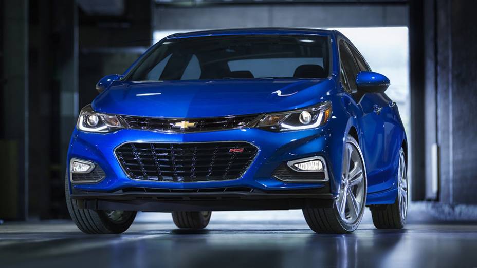 Outra mudan&ccedil;a &eacute; a ado&ccedil;&atilde;o do motor 1.4 turbo de 155 cv em substitui&ccedil;&atilde;o ao 1.8 aspirado | <a href="https://beta-develop.quatrorodas.abril.com.br/noticias/fabricantes/chevrolet-revela-nova-geracao-cruze-880901.shtml" rel="migration">Leia mais</a>