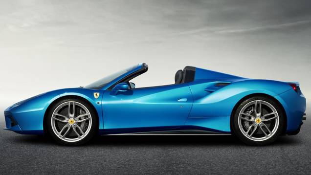 O chassi é composto por 11 tipos de alumínio mesclados com outros metais leves, como magnésio | <a href="https://beta-develop.quatrorodas.abril.com.br/noticias/fabricantes/ferrari-revela-488-spider-891362.shtml" rel="migration">Leia mais</a> O chassi é composto por 11 tipos de alumínio mesclados com outros metais leves, como magnésio | <a href="https://beta-develop.quatrorodas.abril.com.br/noticias/fabricantes/ferrari-revela-488-spider-891362.shtml" rel="migration">Leia mais</a>