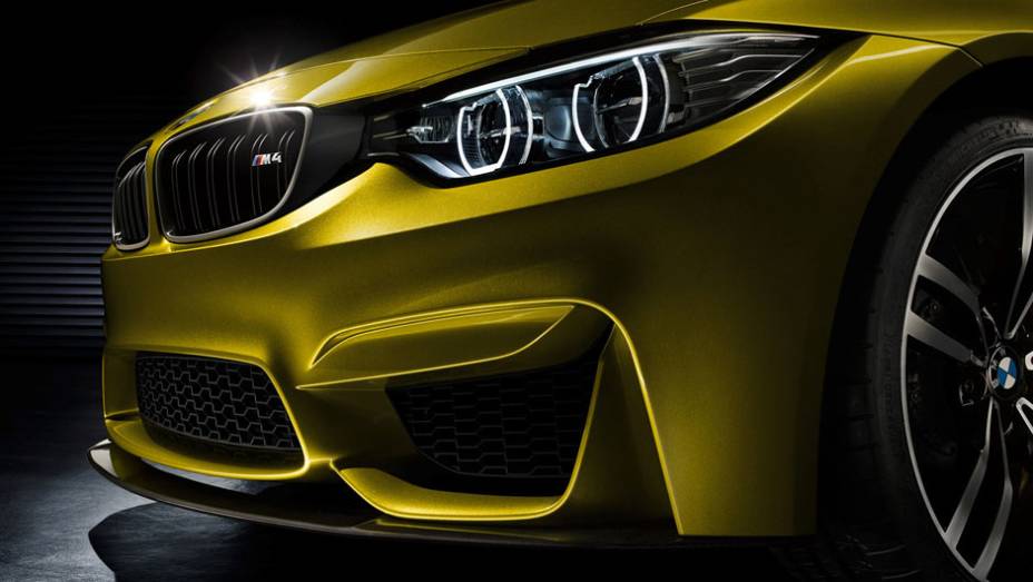 O para-choque mais invocado faz parte do tratamento dado pela Motorsport | <a href="https://beta-develop.quatrorodas.abril.com.br/noticias/fabricantes/bmw-mostra-fotos-concept-m4-750070.shtml" rel="migration">Leia mais</a>